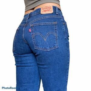 Levi's Women's Blue and Navy Jeans